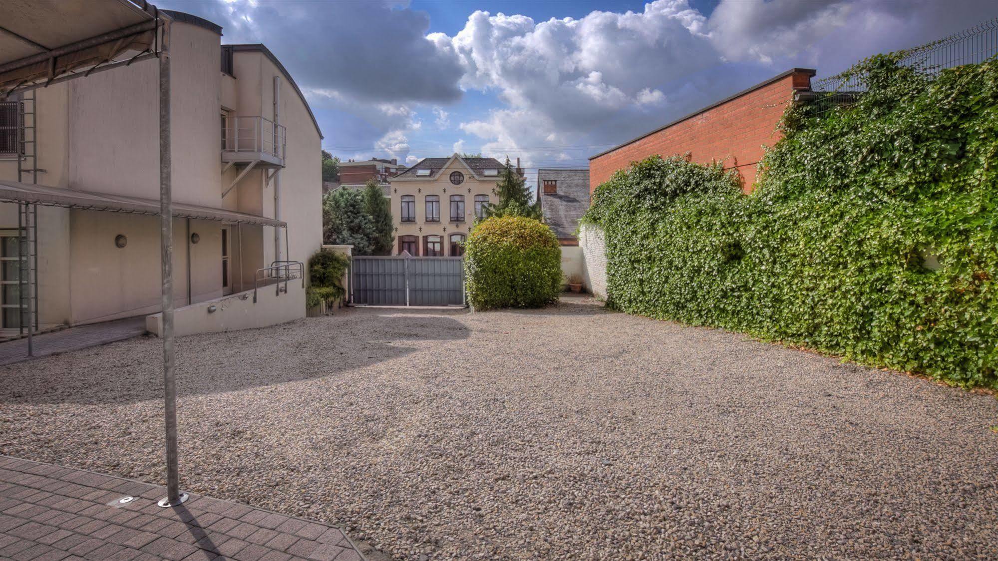 St 3* Mons (Bergen)